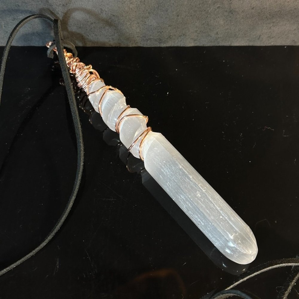 Selenite Wand Copper Necklace Leather Artisan Wire Wrapped Long Unisex Healing - Picture 4 of 8